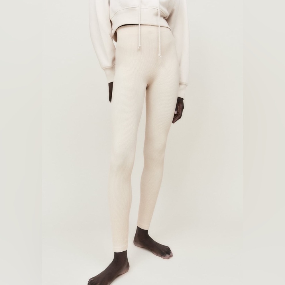 Zara limitless contour cream ribbed leggings